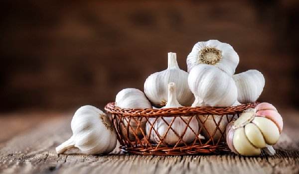 "SLEEP WITH GARLIC" AND THE UNEXPECTED USE NOT EVERYONE KNOWS