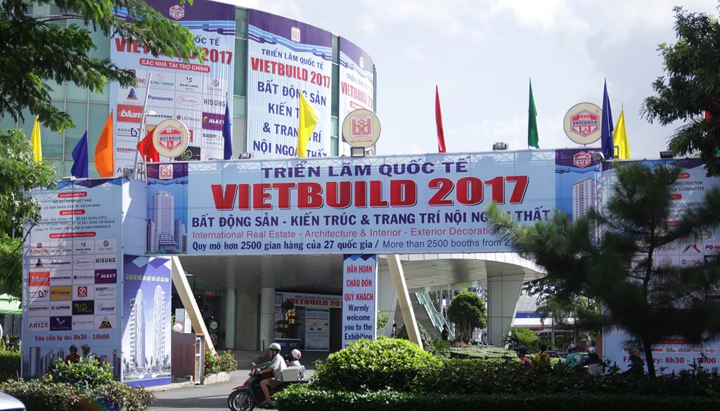 NỆM KIM CƯƠNG GÂY ẤN TƯỢNG TẠI VIETBUILD HOME 2017