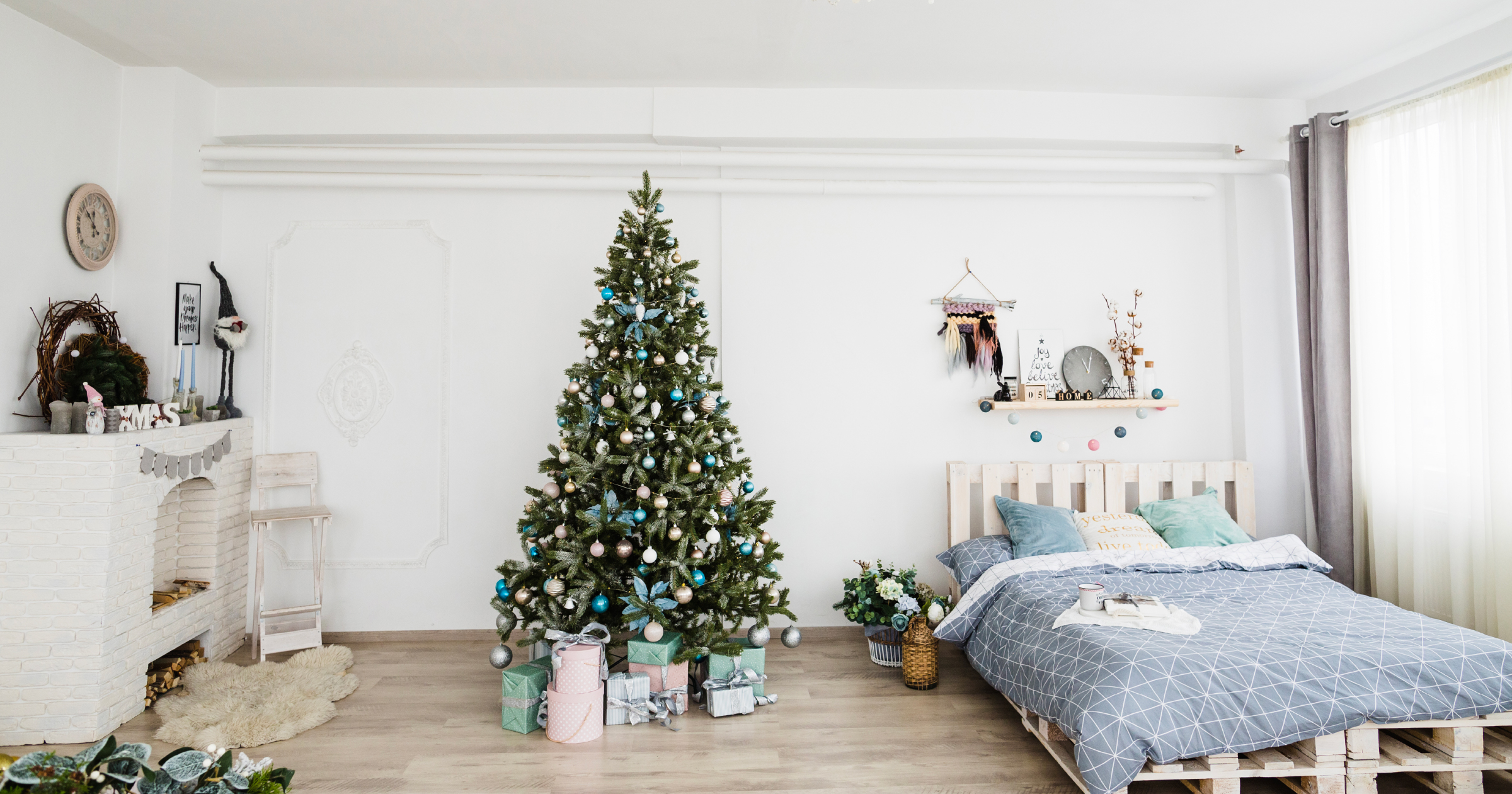 REFRESH THE BEDROOM SPACE FOR CHRISTMAS